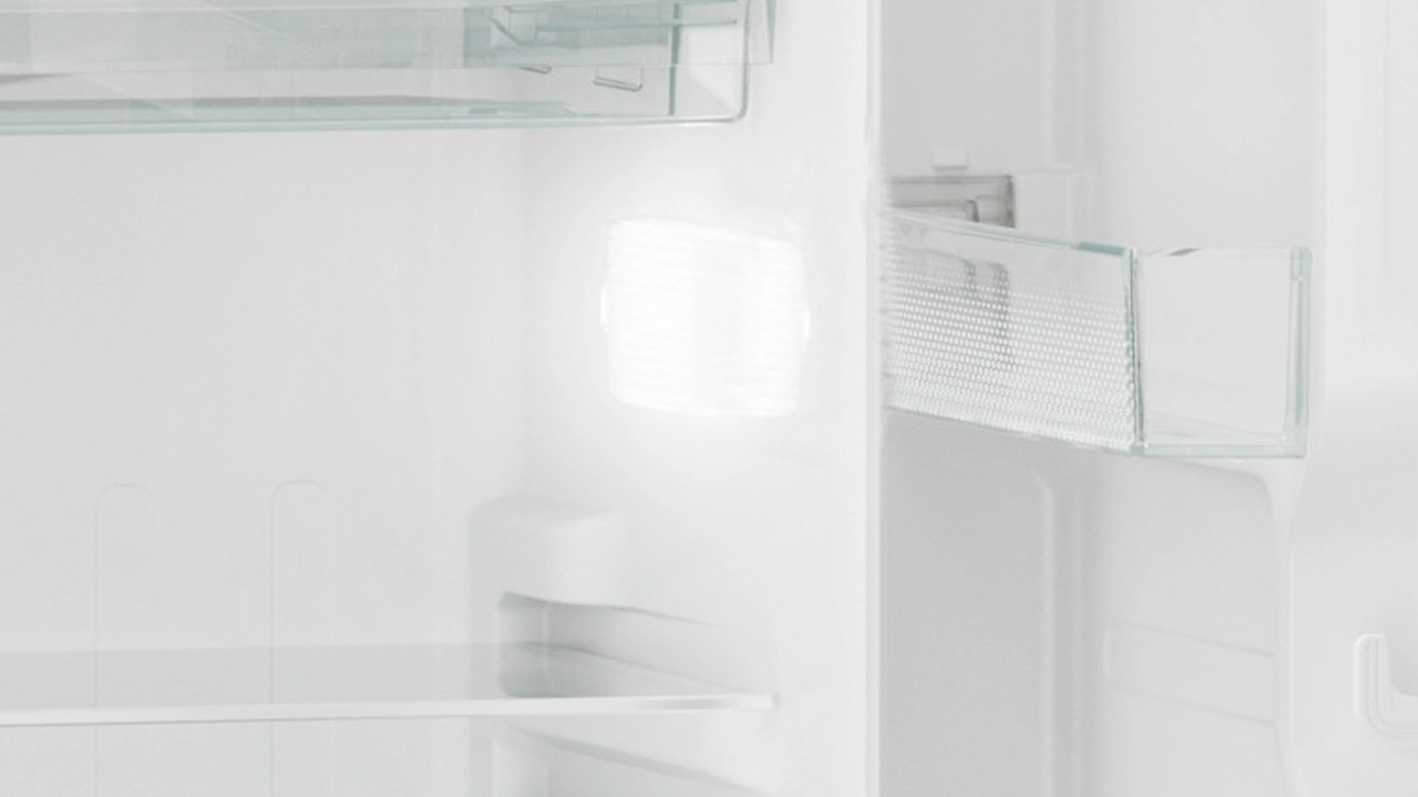 DEFENSORS '90 希少 Buy Liebherr 191Ltr 5 Star Inverter, Direct Cool Single Door